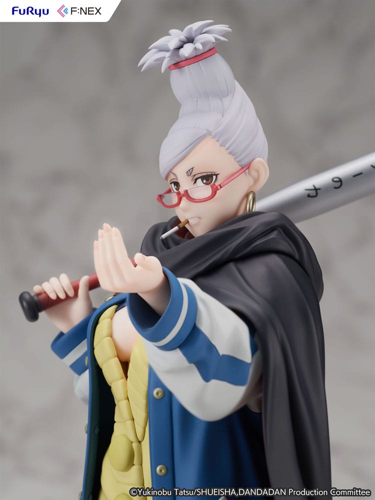 dandadan seiko ayase scale figure ()