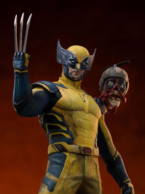 deadpool art scale wolverine and headpool statue ()