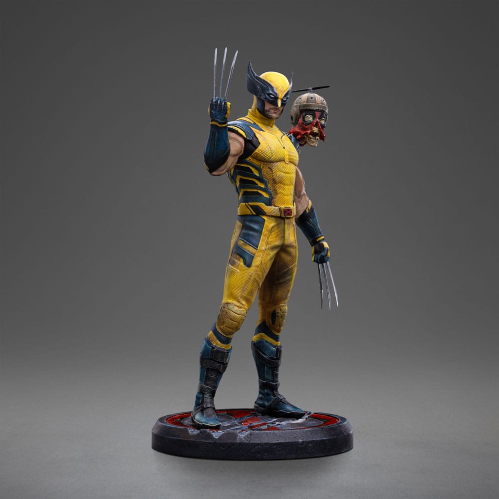 deadpool art scale wolverine and headpool statue ()