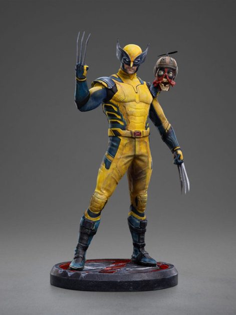 deadpool art scale wolverine and headpool statue ()