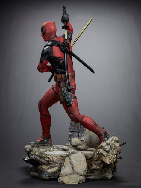 deadpool legacy replica deadpool statue ()