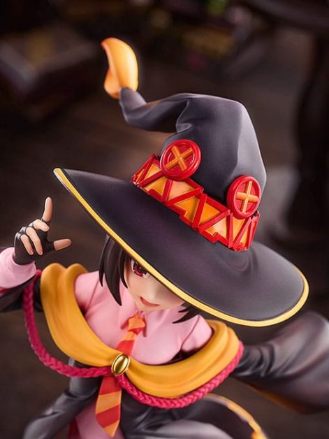 konosuba gods blessing on this wonderful world megumin scale figure ()