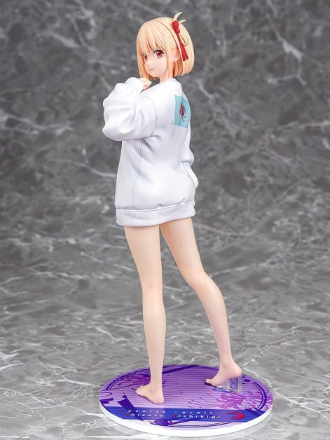 lycoris recoil chisato nishikigi oversized sweatshirt ver scale figure main