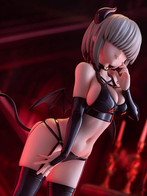 uzaki chan wants to hang out double yanagi uzaki little devil ver scale figure ()