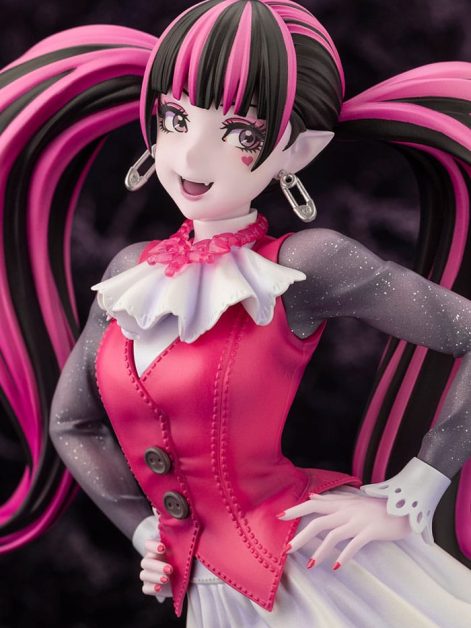 monster high draculaura scale figure ()