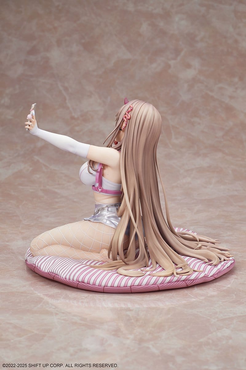 goddess of victory nikke viper scale figure ()