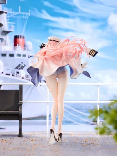 brown dust admiral sylvia scale figure ()