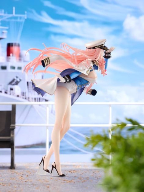 brown dust admiral sylvia scale figure ()