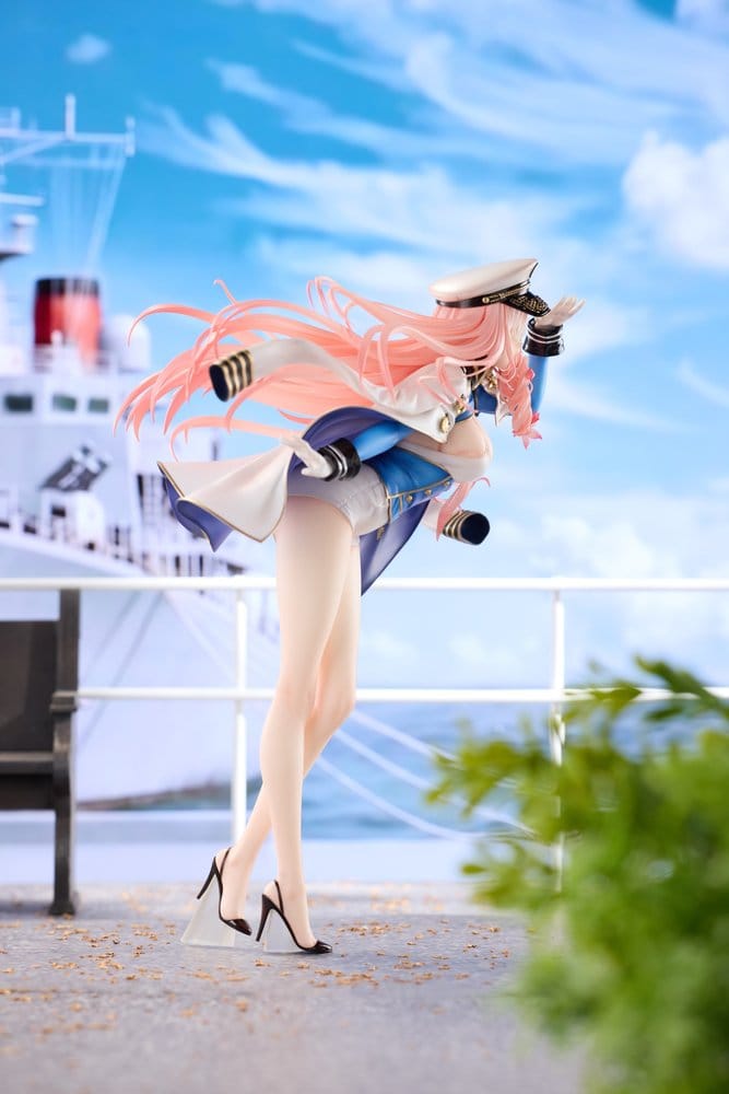 brown dust admiral sylvia scale figure ()