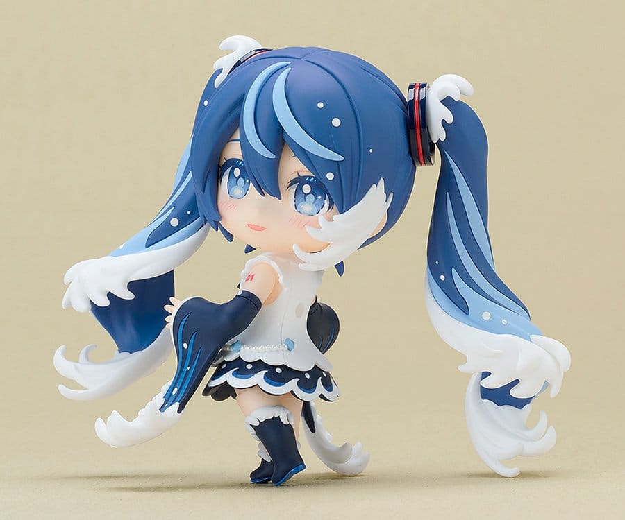 character vocal series hatsune miku katsushika hokusai collaboration ver rella nendoroid ()