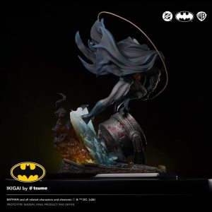 dc comics batman ikigai statue