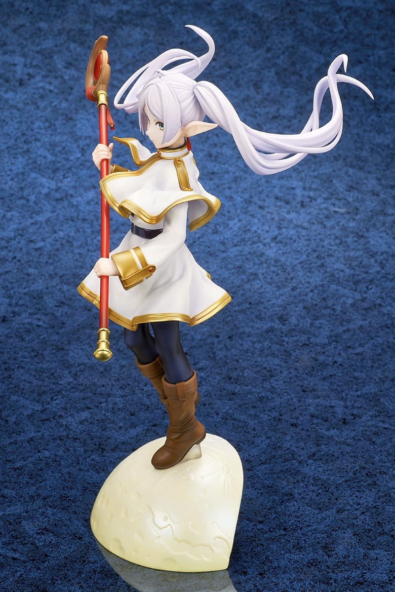 frieren beyond journeys end frieren the fight against aura ver scale figure