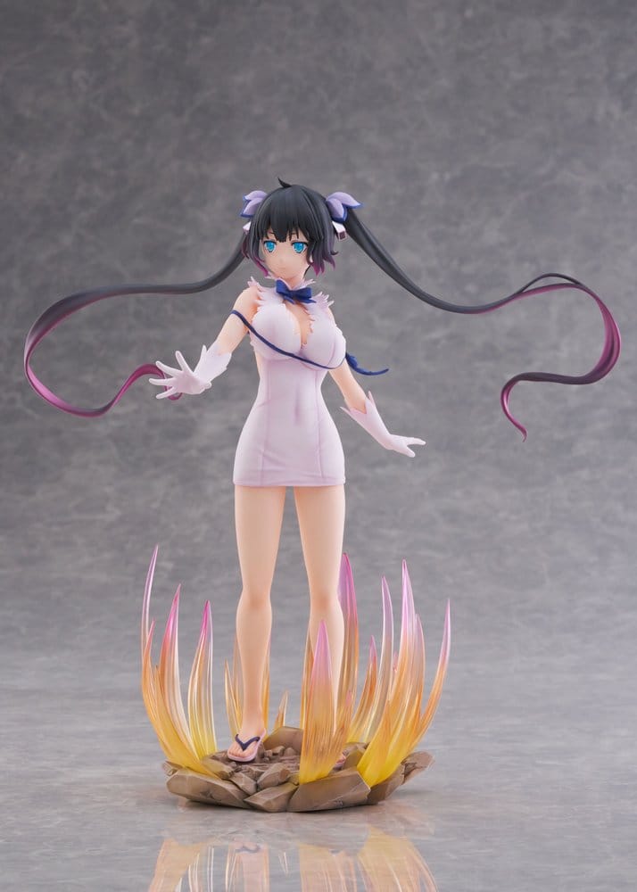 is it wrong to try to pick up girls in a dungeon v hestia divinity unleashed ver scale figure ()