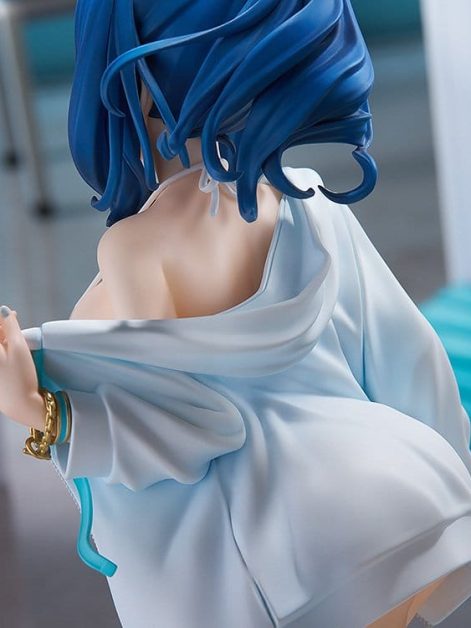 makeine too many losing heroines anna yanami swimsuit ver scale figure