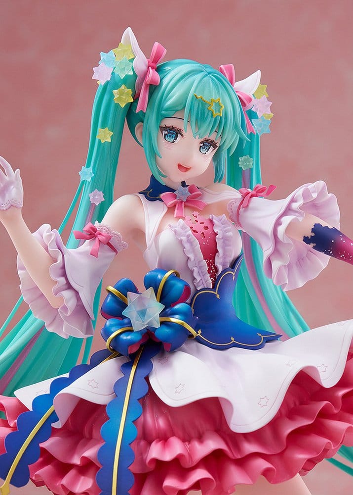 creators collection hatsune miku rosuuri ver scale figure