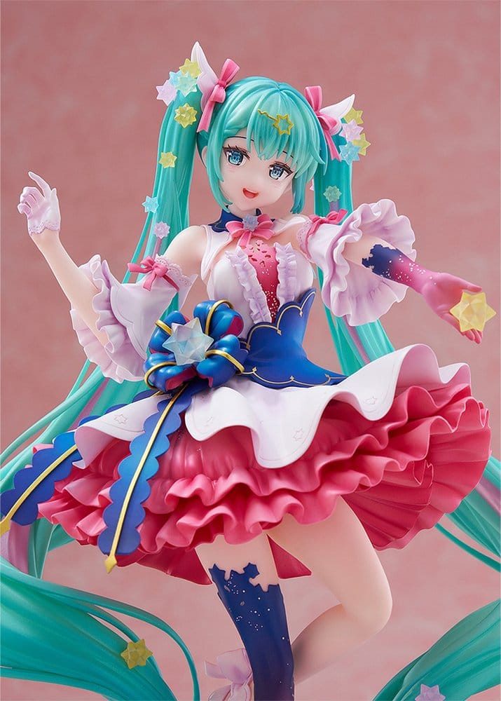 creators collection hatsune miku rosuuri ver scale figure