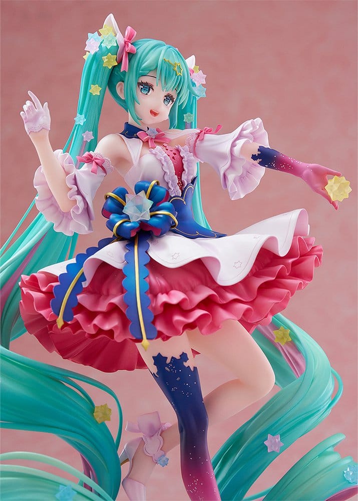 creators collection hatsune miku rosuuri ver scale figure