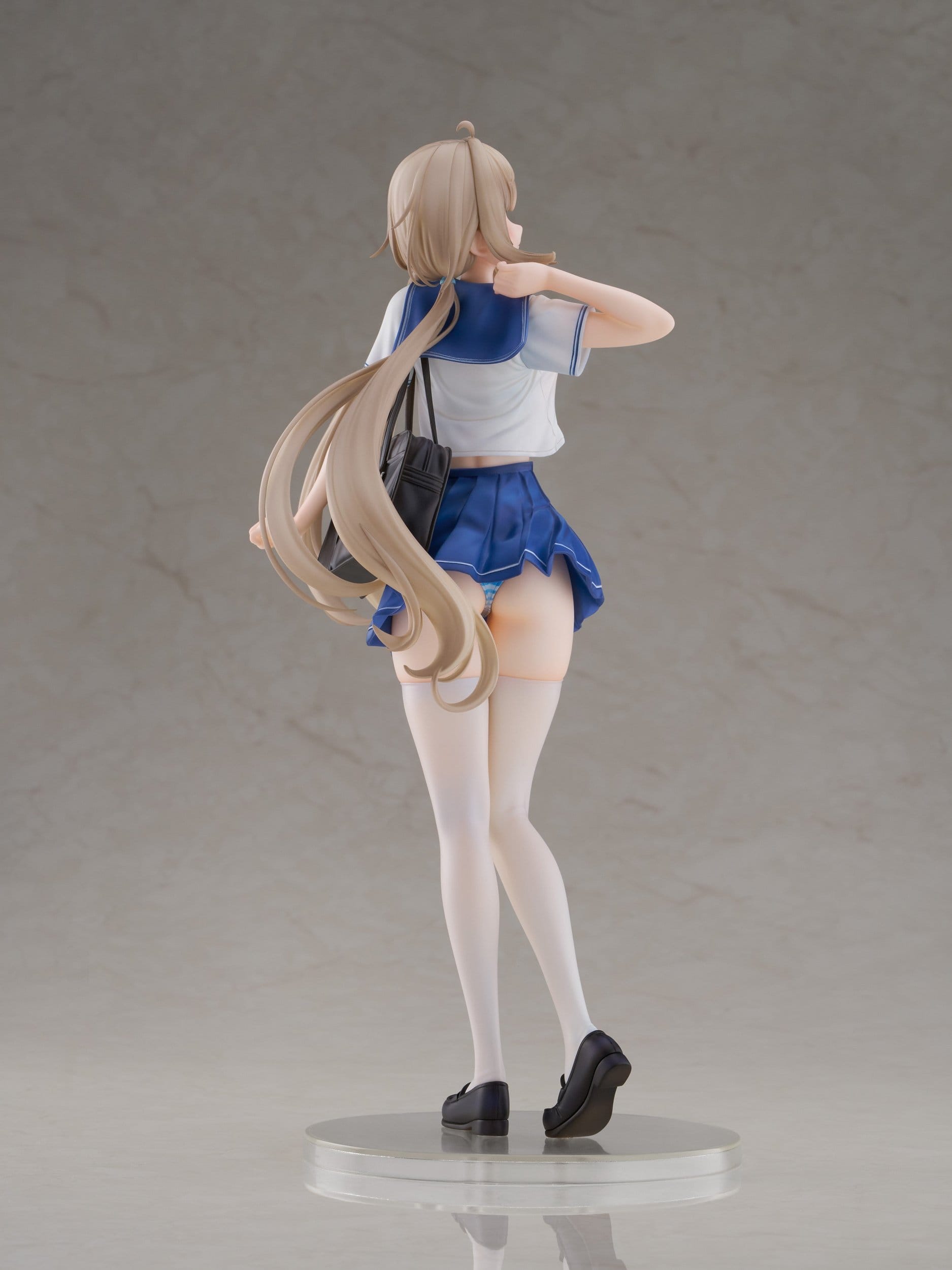 koikoi sakura momoko uniform ver scale figure